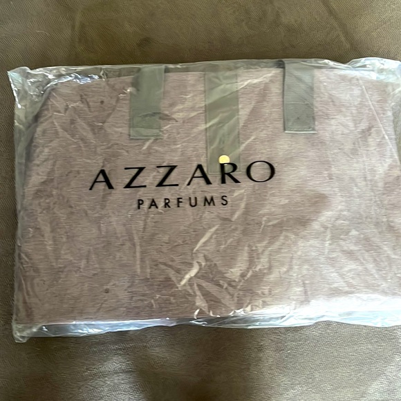 AZZARO Weekender Duffle Bag - Picture 7 of 7